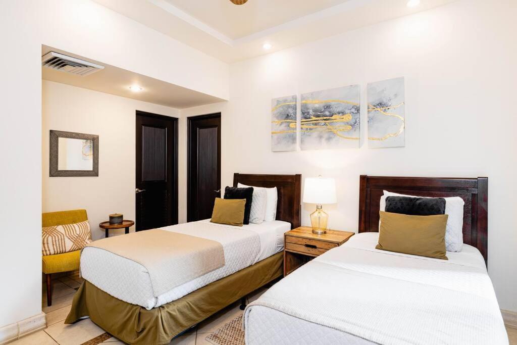 Playa Palapa~Steps From The Ocean! Apartment ตามารินโด ภายนอก รูปภาพ